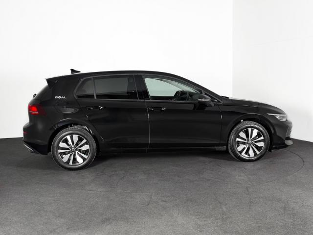 Volkswagen Golf image 2