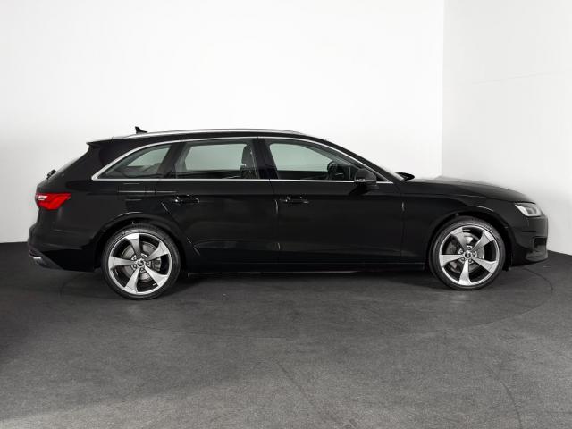 Audi A4 image 8