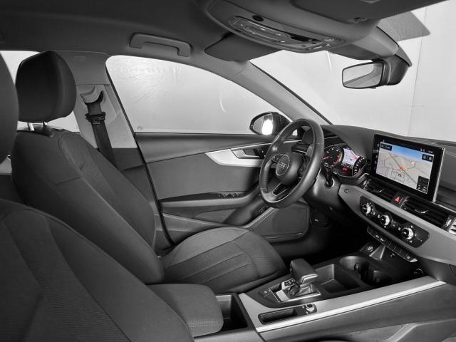 Audi A4 image 9