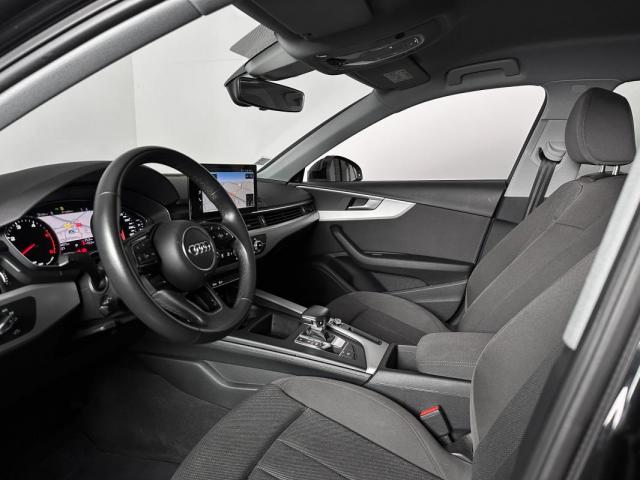 Audi A4 image 6