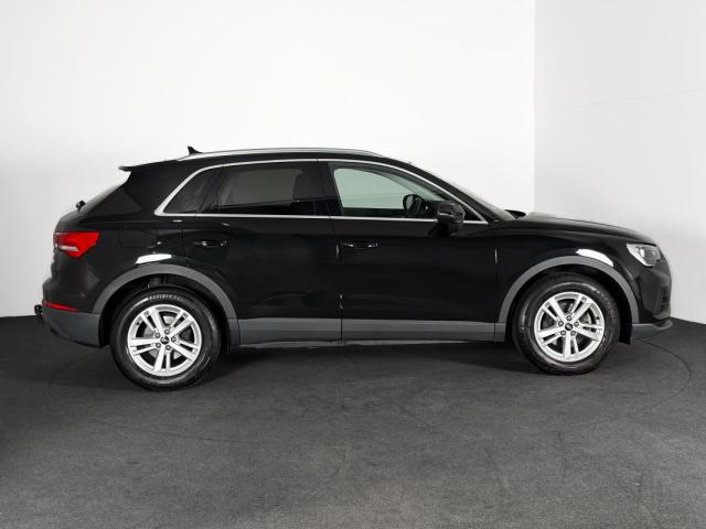 Audi Q3 image 9