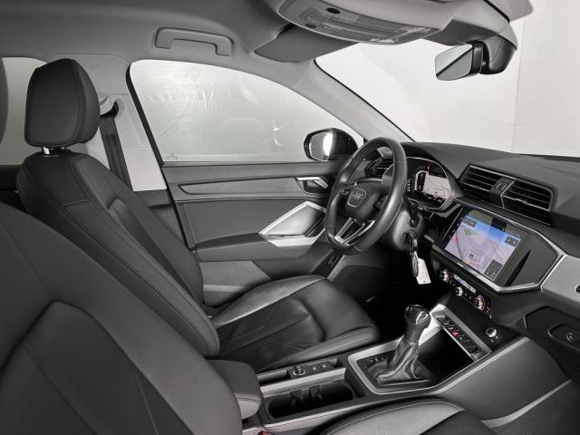 Audi Q3 image 2
