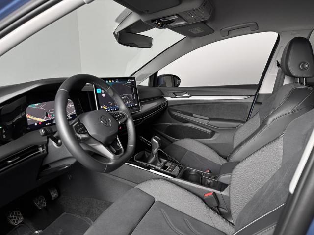 Volkswagen Golf image 1