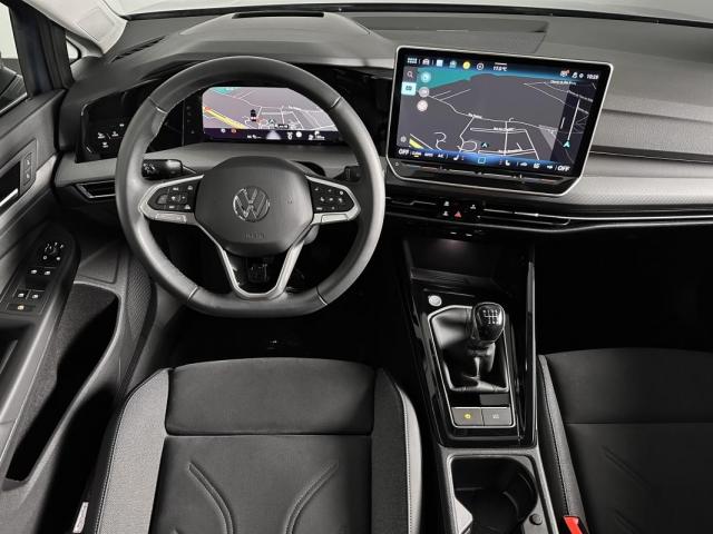 Volkswagen Golf image 8