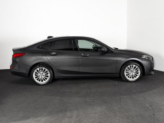 Bmw Serie 2 image 3