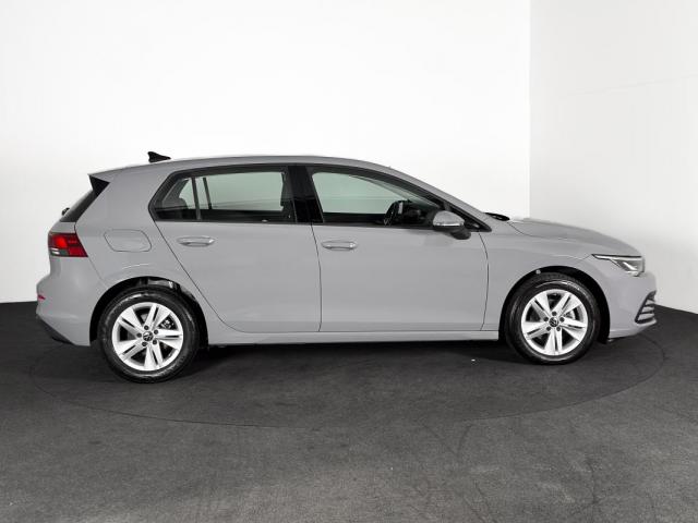 Volkswagen Golf image 7