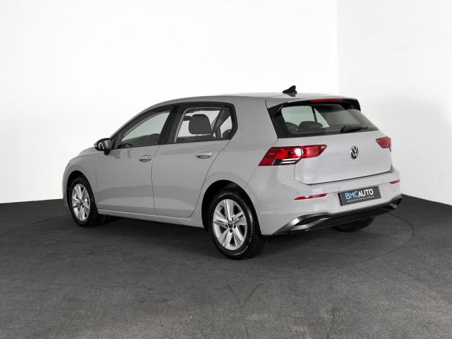 Volkswagen Golf image 8