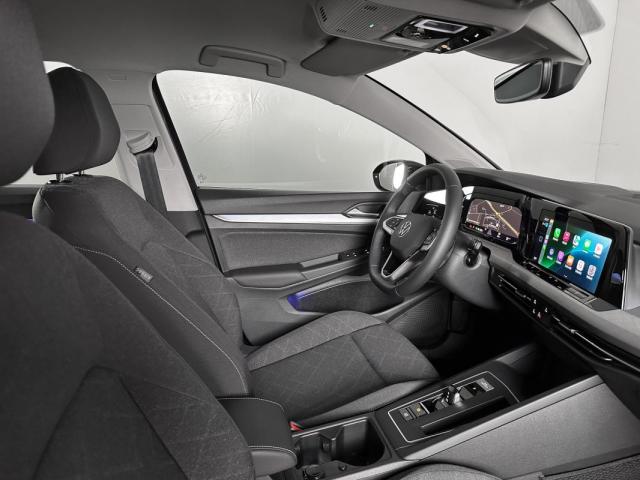 Volkswagen Golf image 8