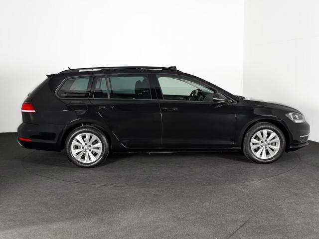 Volkswagen Golf image 2