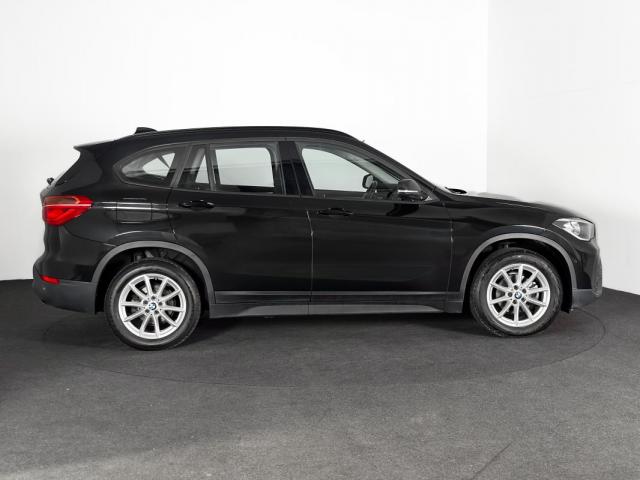 Bmw X1 image 2