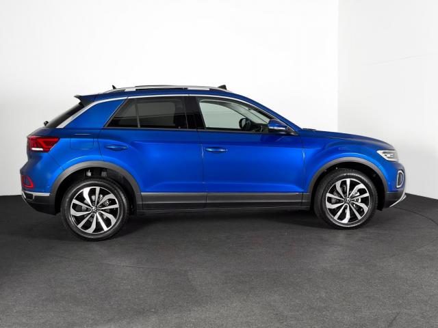 Volkswagen T-Roc image 2