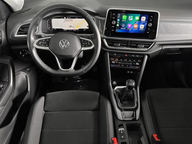 Volkswagen T-Roc image 3