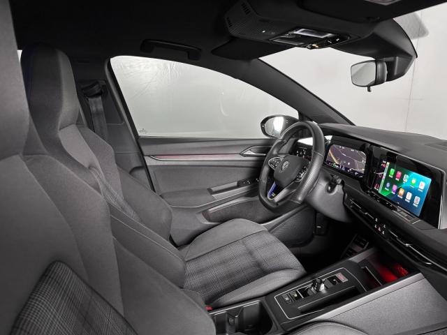 Volkswagen Golf image 7