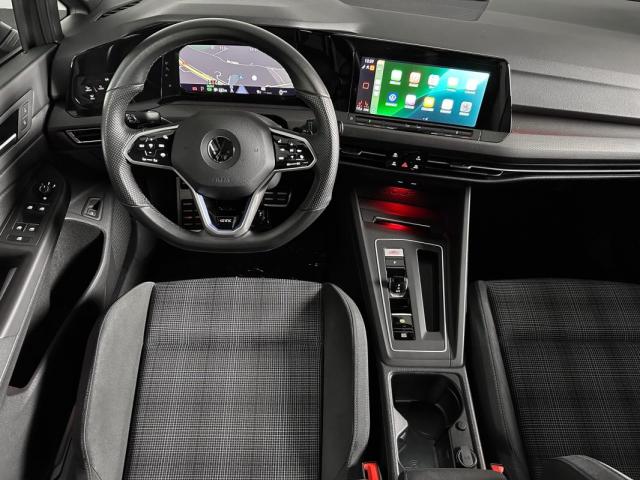 Volkswagen Golf image 8