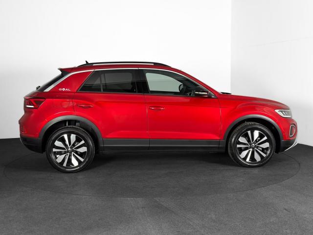 Volkswagen T-Roc image 2