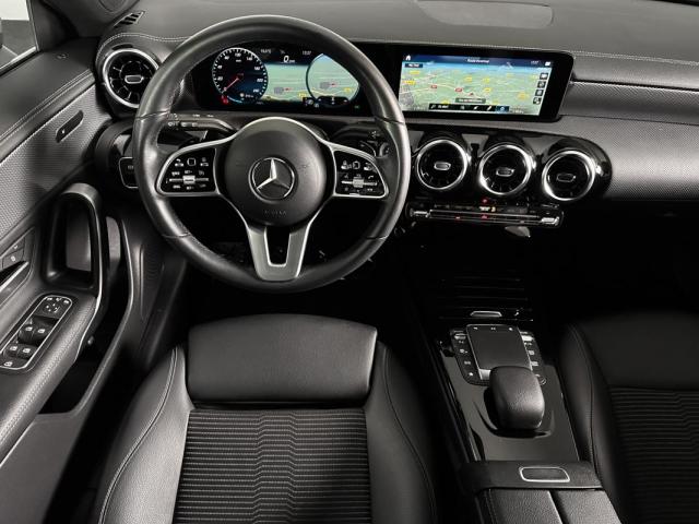 Mercedes Benz Cla image 8