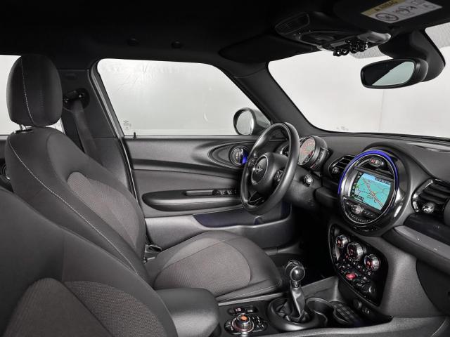 Mini Clubman image 5