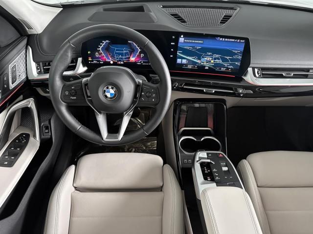 Bmw X1 image 8