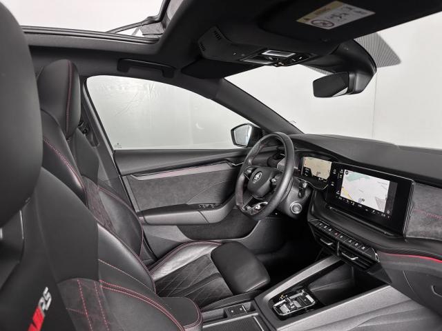 Skoda Octavia image 8