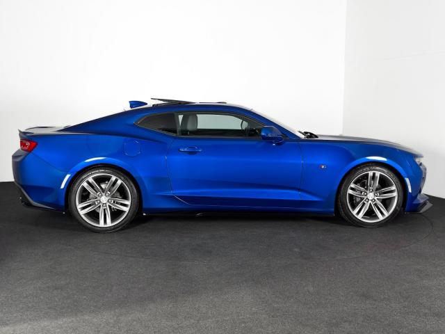 Chevrolet Camaro image 8