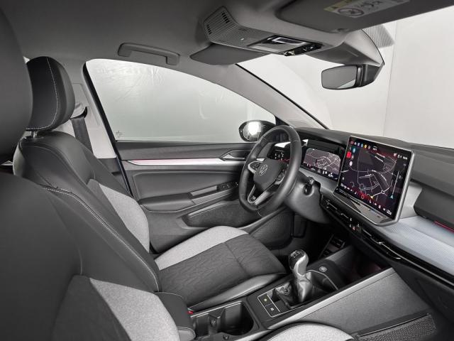 Volkswagen Golf image 4