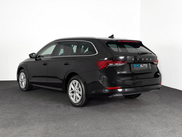 Skoda Octavia image 4