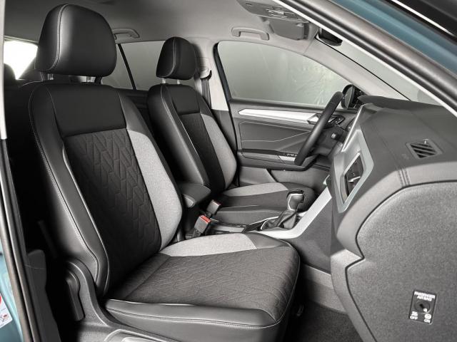 Volkswagen T-Roc image 1