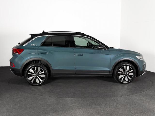 Volkswagen T-Roc image 7