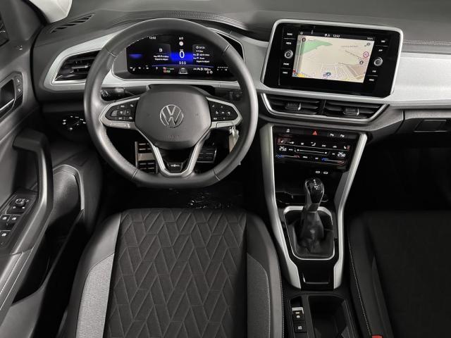 Volkswagen T-Roc image 6