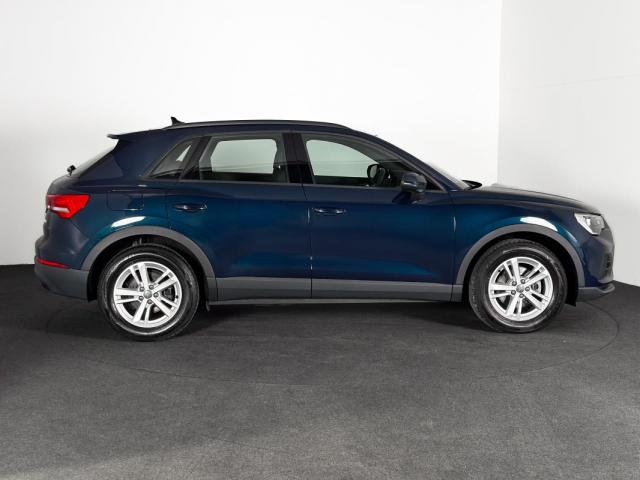 Audi Q3 image 8