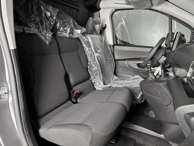 Peugeot Partner image 8