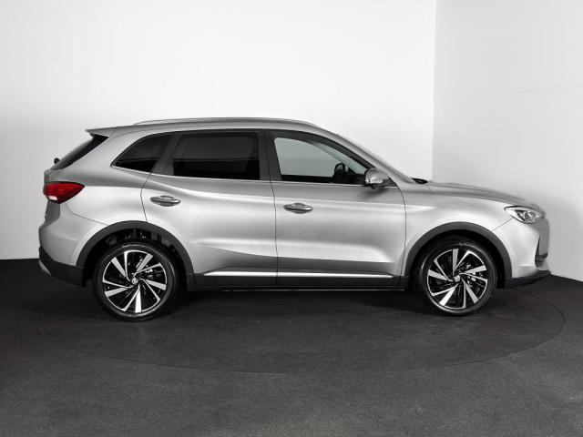 Mg Zs image 3