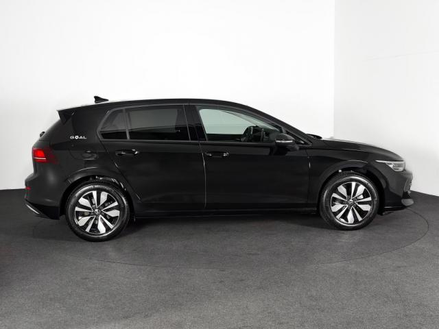 Volkswagen Golf image 1