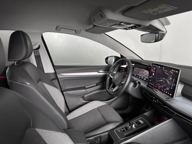 Volkswagen Golf image 7