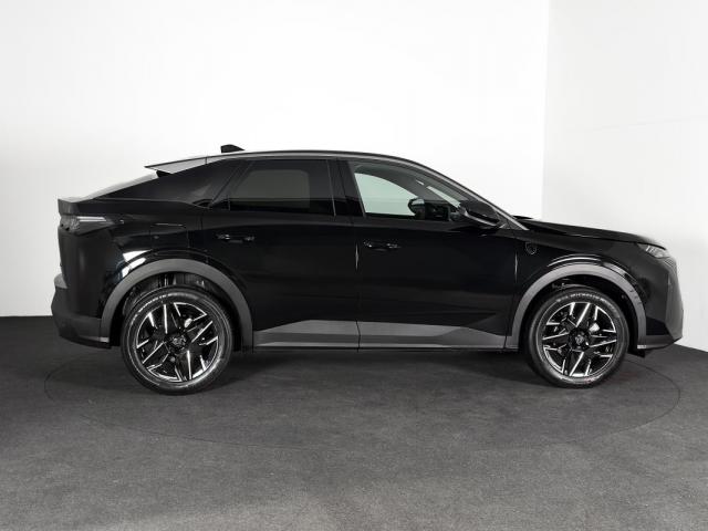 Peugeot 3008 image 2