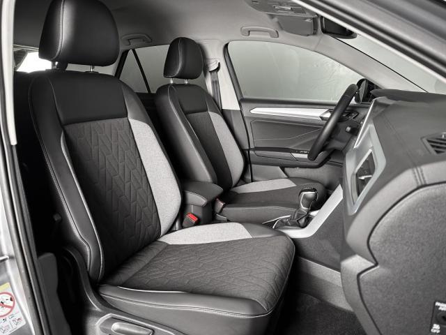 Volkswagen T-Roc image 8