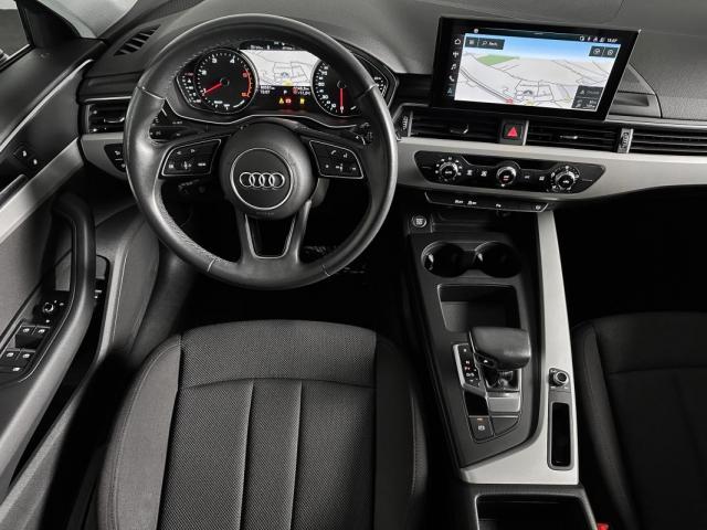 Audi A4 image 2