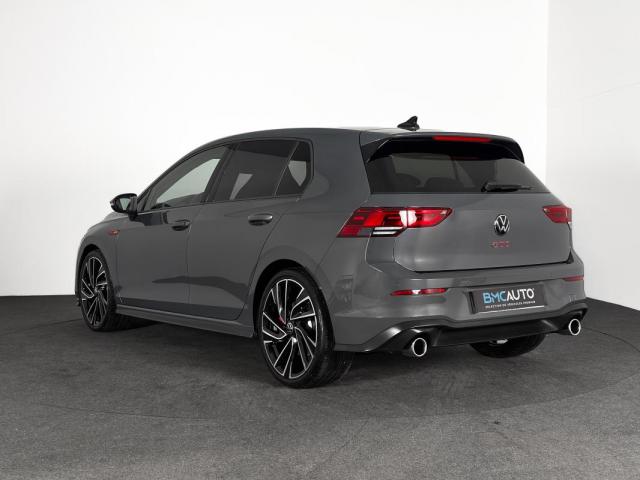 Volkswagen Golf image 9
