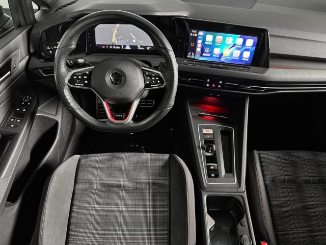 Volkswagen Golf image 8