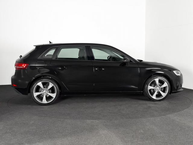 Audi A3 image 4