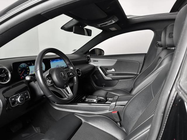 Mercedes Benz Cla image 8