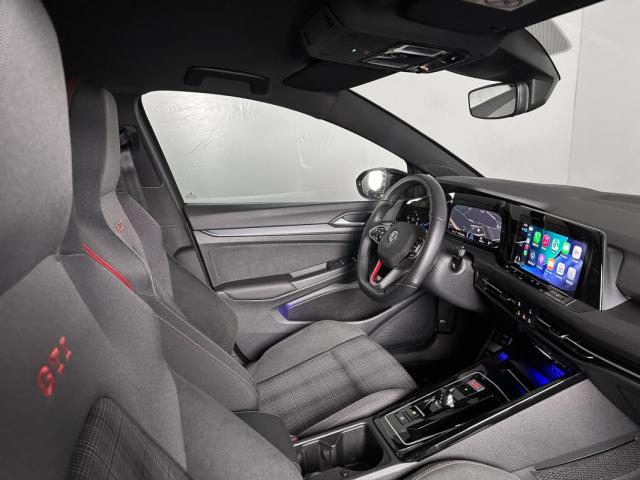 Volkswagen Golf image 5