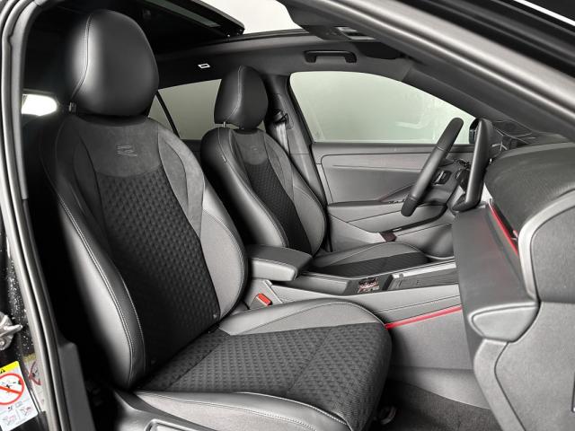 Volkswagen T-Roc image 3