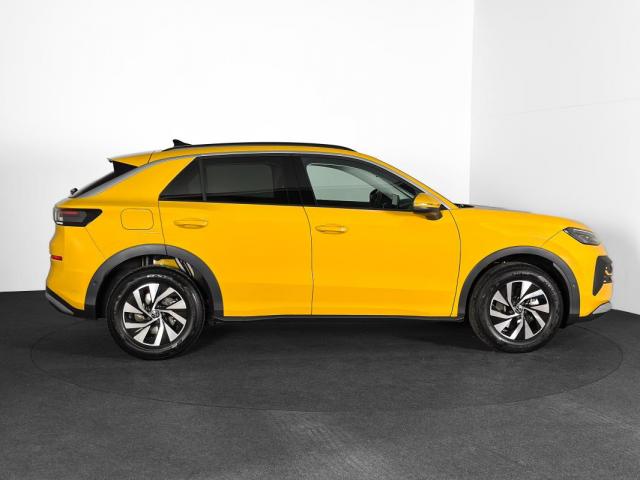 Volkswagen T-Roc image 7