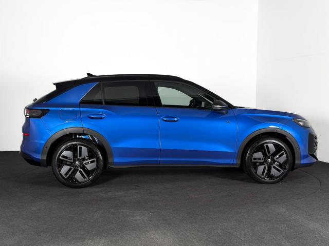 Volkswagen T-Roc image 6