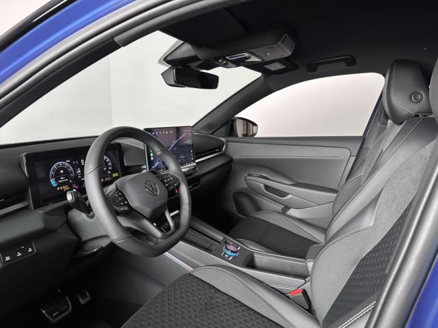 Volkswagen T-Roc image 3