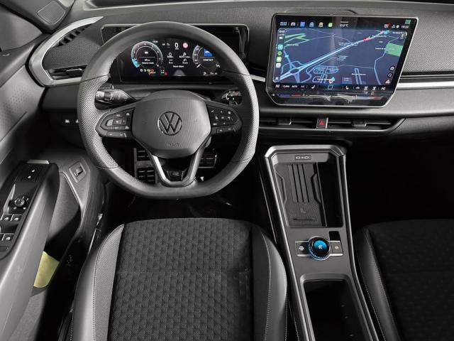 Volkswagen T-Roc image 5