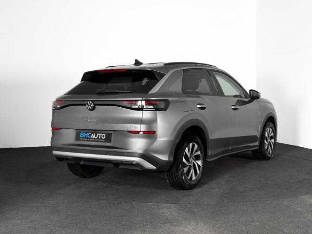 Volkswagen T-Roc image 6