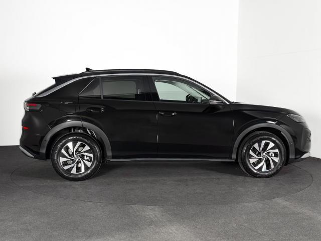 Volkswagen T-Roc image 3