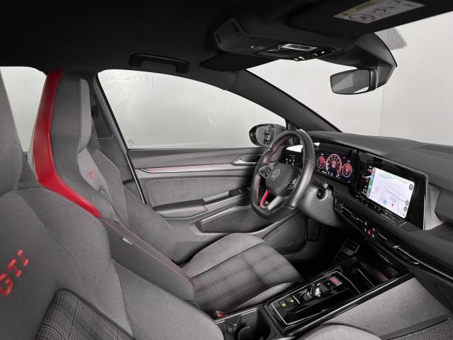 Volkswagen Golf image 6